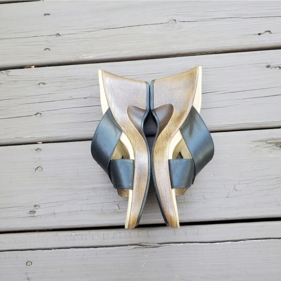 Dansko Professional Necci Black Leather Criss Cross Wrap Strappy Wedge Sandals - Picture 3 of 8